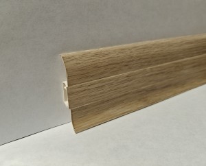  LISTWA PRZYPODŁOGOWA PREMIUM CLASIC 462 MAT DĄB OTTAVA