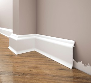 Listwa przypodłogowa ELEGANCE 83x20mm L= 2,44m Biały