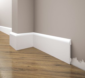 Listwa przypodłogowa ELEGANCE  80x10,6mm L= 2,44m Szampan Szczotkowany